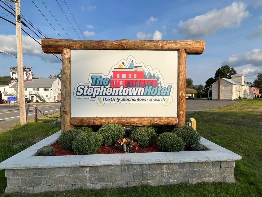 2 Bed Berkshire Getaway @ Stephentown Hotel Buitenkant foto