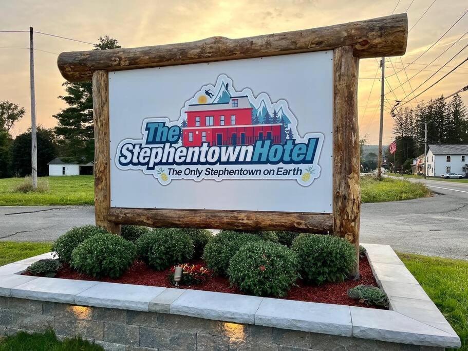 2 Bed Berkshire Getaway @ Stephentown Hotel Buitenkant foto
