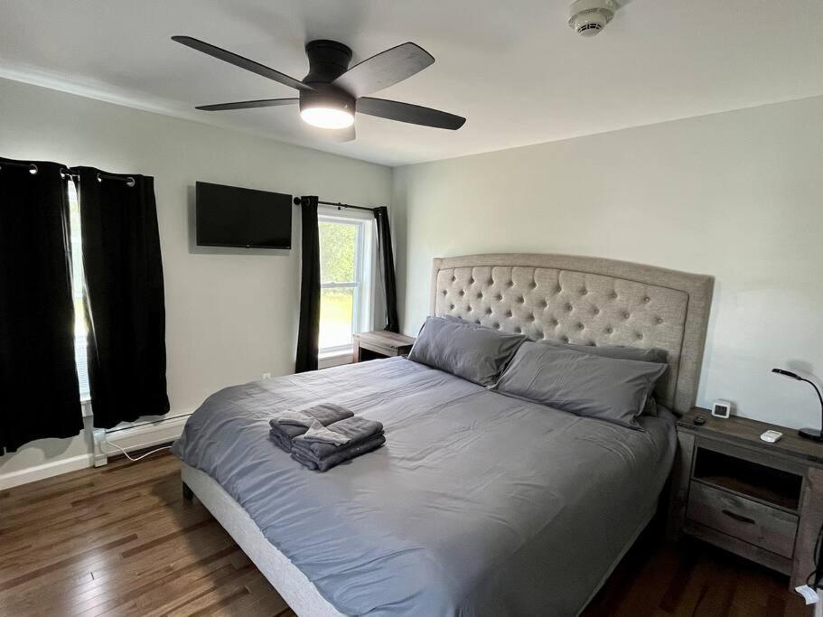 2 Bed Berkshire Getaway @ Stephentown Hotel Buitenkant foto